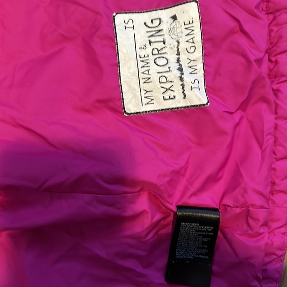 North Face Girls Jacket. Pink and Gray. Medium 10/12. Excellent condition! EUC - Picture 4 of 5
